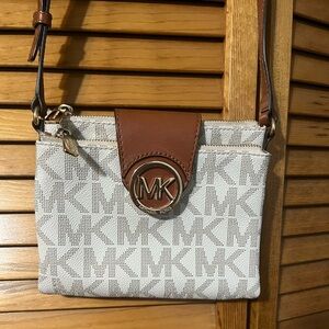 Michael Kors Fulton Small Crossbody Phone Wallet Vanilla MK Monogram Brown Trim